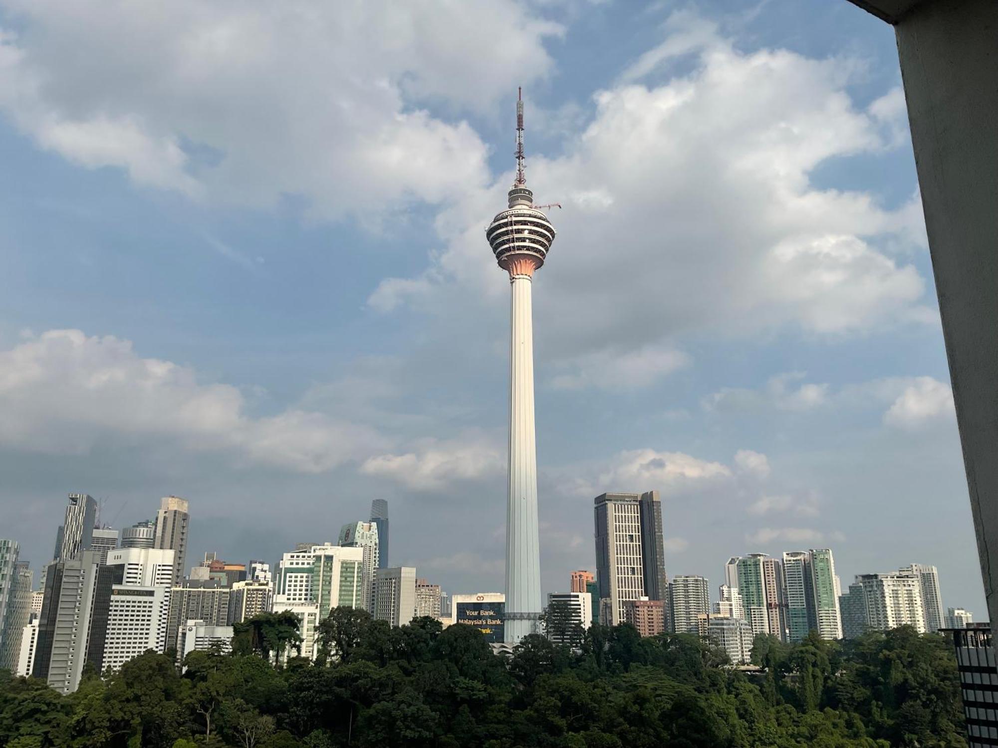 Red M101 By Oak Tree Kuala Lumpur