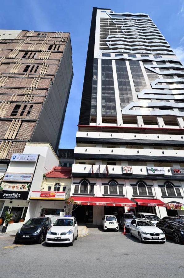 Red M101 By Oak Tree Pangsapuri Kuala Lumpur